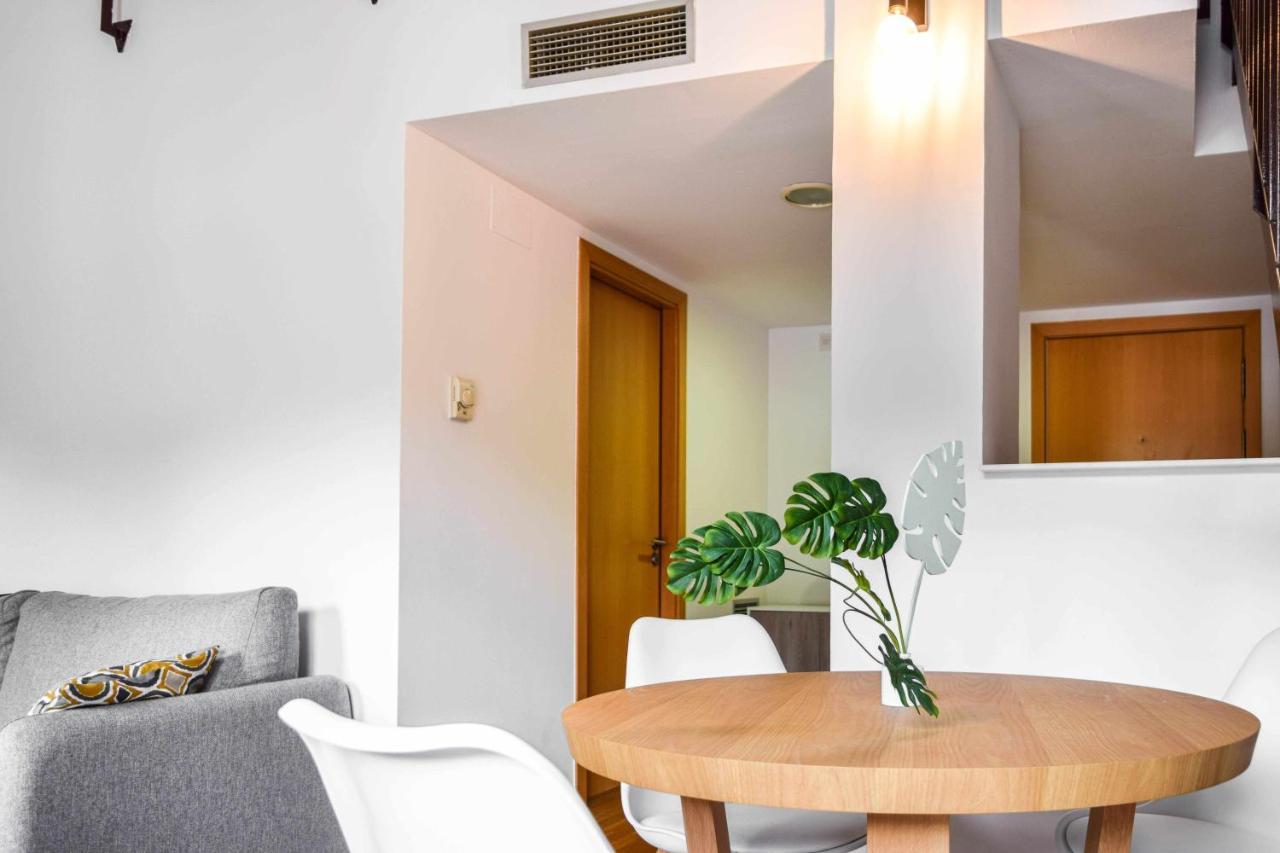 Loft Besalu Alojamiento Centrico Y Acogedor 外观 照片